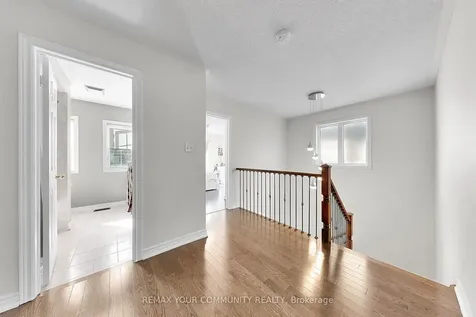 67 Trudeau Drive Vaughan ON L4H 0B7