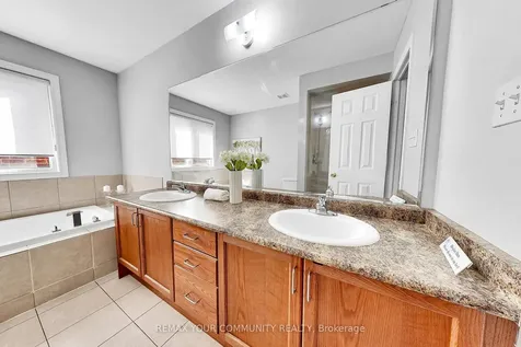 67 Trudeau Drive Vaughan ON L4H 0B7