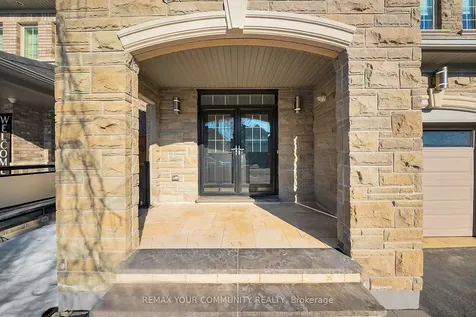 67 Trudeau Drive Vaughan ON L4H 0B7