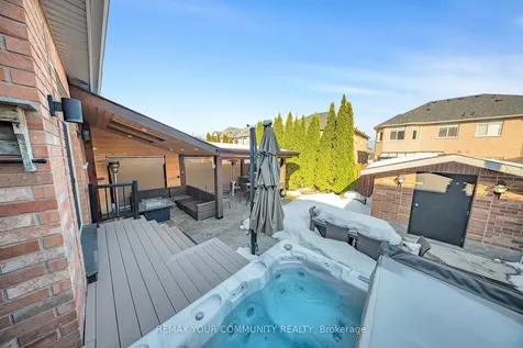 67 Trudeau Drive Vaughan ON L4H 0B7