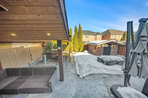 67 Trudeau Drive Vaughan ON L4H 0B7