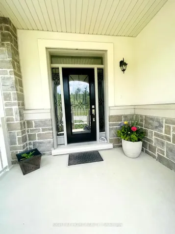671 Langford Boulevard Bradford West Gwillimbury ON L3Z 4P4