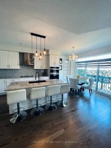 671 Langford Boulevard Bradford West Gwillimbury ON L3Z 4P4
