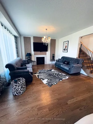 671 Langford Boulevard Bradford West Gwillimbury ON L3Z 4P4