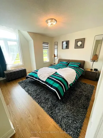 671 Langford Boulevard Bradford West Gwillimbury ON L3Z 4P4