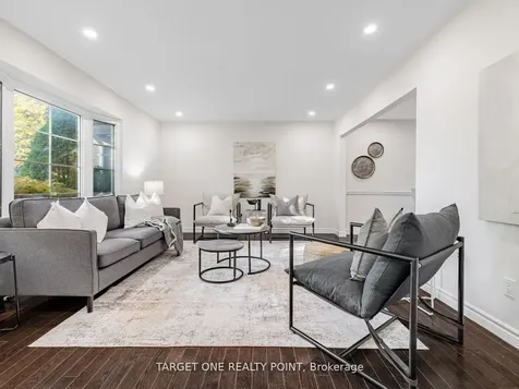 93 Mayvern Crescent Richmond Hill ON L4C 5J6
