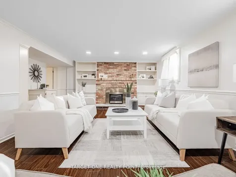 93 Mayvern Crescent Richmond Hill ON L4C 5J6
