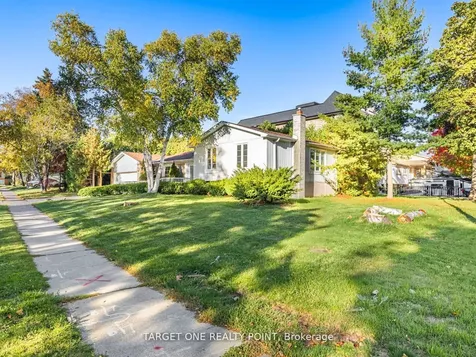 93 Mayvern Crescent Richmond Hill ON L4C 5J6
