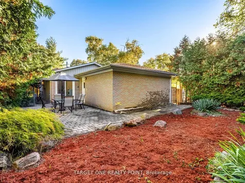93 Mayvern Crescent Richmond Hill ON L4C 5J6