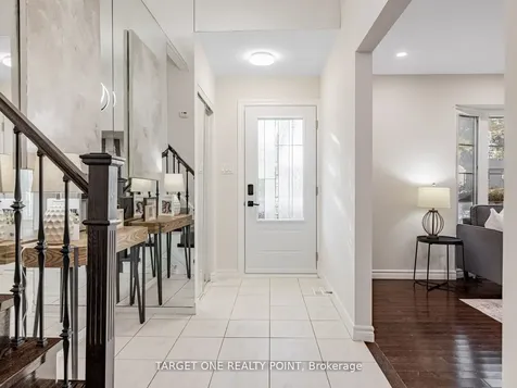93 Mayvern Crescent Richmond Hill ON L4C 5J6