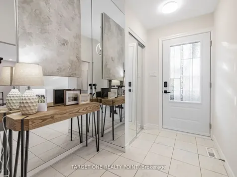 93 Mayvern Crescent Richmond Hill ON L4C 5J6