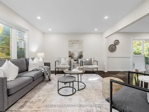 93 Mayvern Crescent Richmond Hill ON L4C 5J6