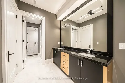 47 Edgar Avenue Richmond Hill ON L4C 6K2