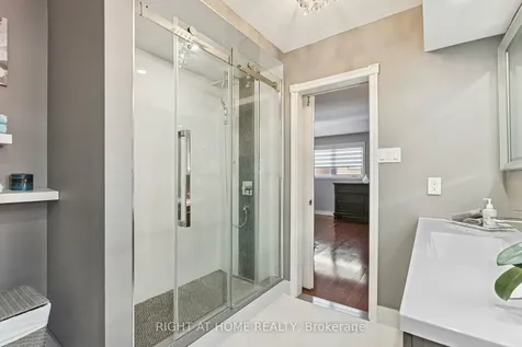 10 Claudia Avenue Vaughan ON L4L 6S1