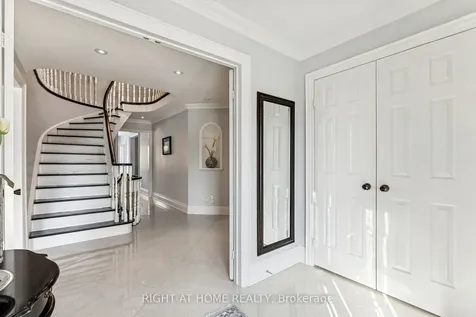 10 Claudia Avenue Vaughan ON L4L 6S1