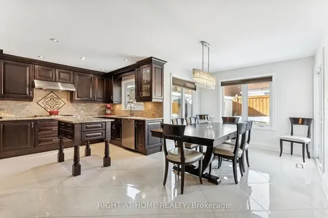 10 Claudia Avenue Vaughan ON L4L 6S1
