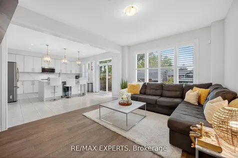66 Robb Thompson Road East Gwillimbury ON L0G 1M0