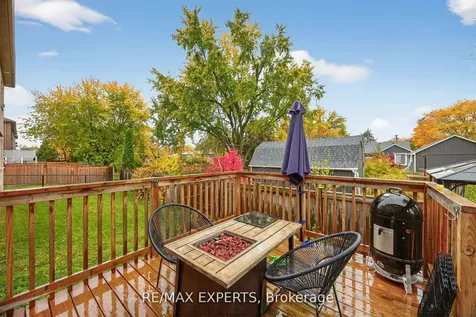 66 Robb Thompson Road East Gwillimbury ON L0G 1M0