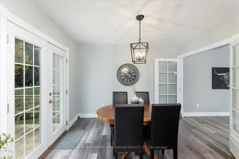 33 Mourning Dove Road Georgina ON L0E 1R0