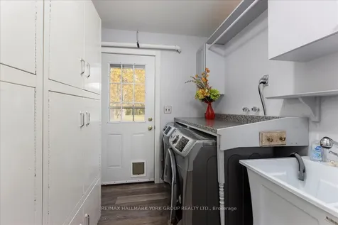 33 Mourning Dove Road Georgina ON L0E 1R0