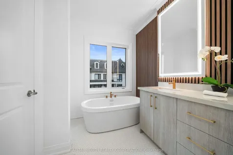 4B Mccachen Street Richmond Hill ON L4E 1L4