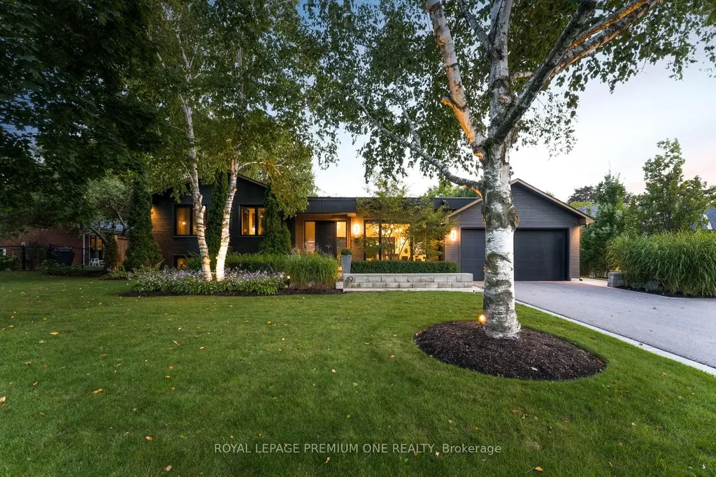 49 Norman Drive King ON L7B 1J2