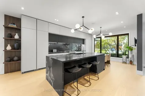 49 Norman Drive King ON L7B 1J2