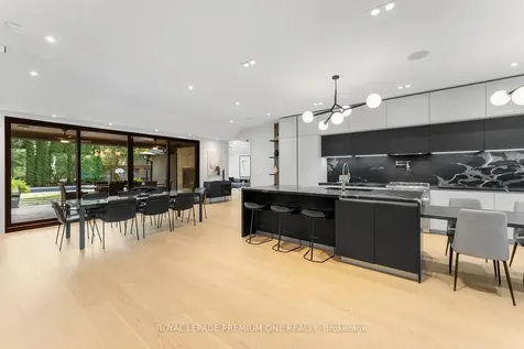 49 Norman Drive King ON L7B 1J2