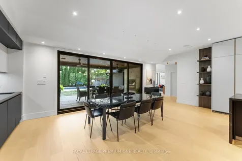 49 Norman Drive King ON L7B 1J2