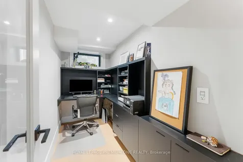 49 Norman Drive King ON L7B 1J2