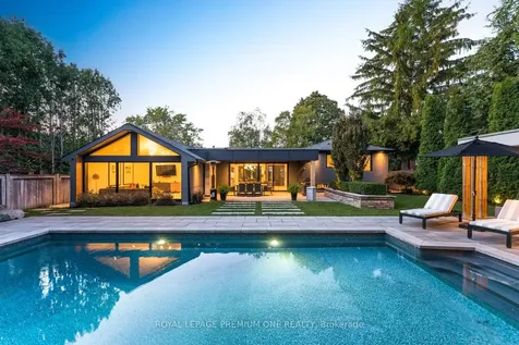 49 Norman Drive King ON L7B 1J2