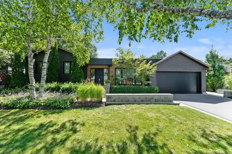 49 Norman Drive King ON L7B 1J2