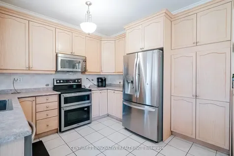 19 Nutmeg Street Markham ON L6B 0B7