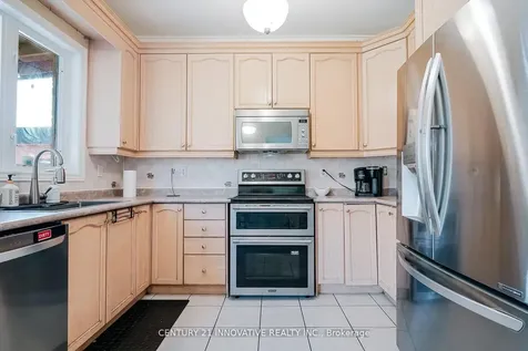19 Nutmeg Street Markham ON L6B 0B7