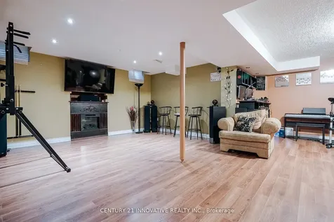 19 Nutmeg Street Markham ON L6B 0B7