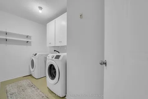 24 Beaumont Place Vaughan ON L4J 4X2