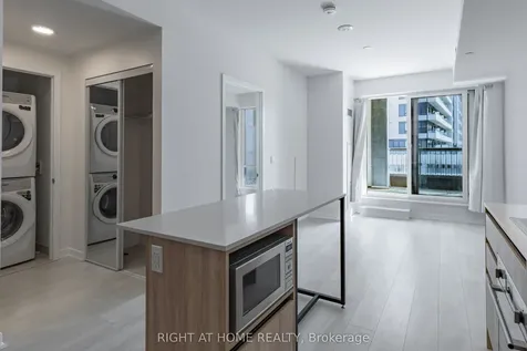 7950 Bathurst Street Vaughan ON L4J 0B8
