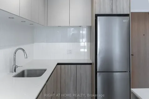7950 Bathurst Street Vaughan ON L4J 0B8