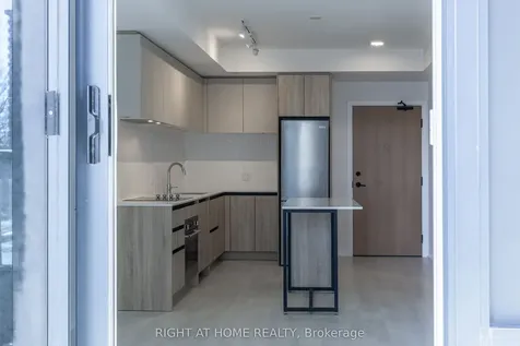7950 Bathurst Street Vaughan ON L4J 0B8