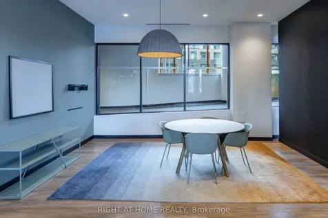 7950 Bathurst Street Vaughan ON L4J 0B8