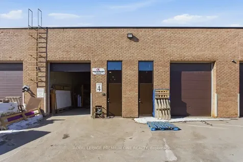299 Applewood Crescent Vaughan ON L4K 4E7