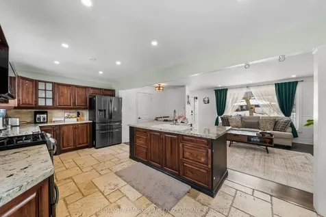 2196 Richard Street Innisfil ON L9S 2C4