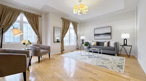 10 Post Oak Drive Richmond Hill ON L4E 4H8