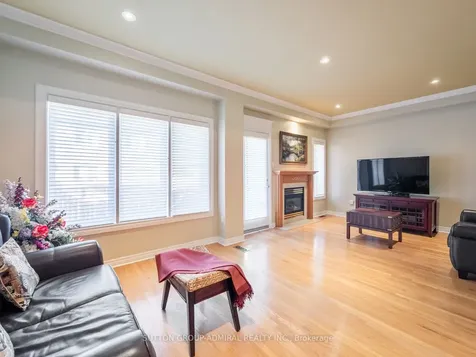 255 Shaftsbury Avenue Richmond Hill ON L4C 0L9