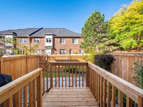 255 Shaftsbury Avenue Richmond Hill ON L4C 0L9