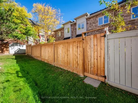 255 Shaftsbury Avenue Richmond Hill ON L4C 0L9