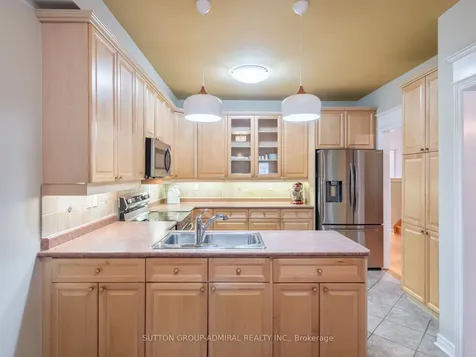 255 Shaftsbury Avenue Richmond Hill ON L4C 0L9