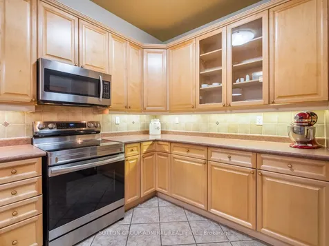 255 Shaftsbury Avenue Richmond Hill ON L4C 0L9