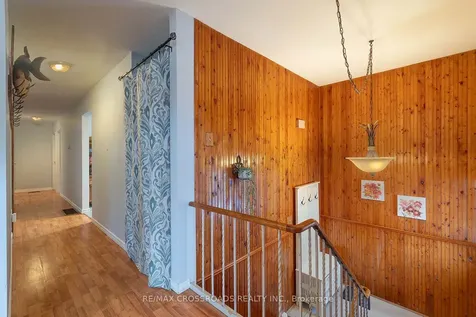 184 Collings Avenue Bradford West Gwillimbury ON L3Z 1N1