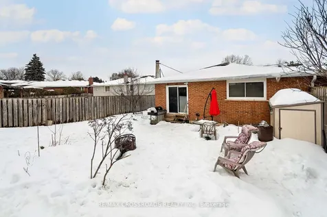 184 Collings Avenue Bradford West Gwillimbury ON L3Z 1N1